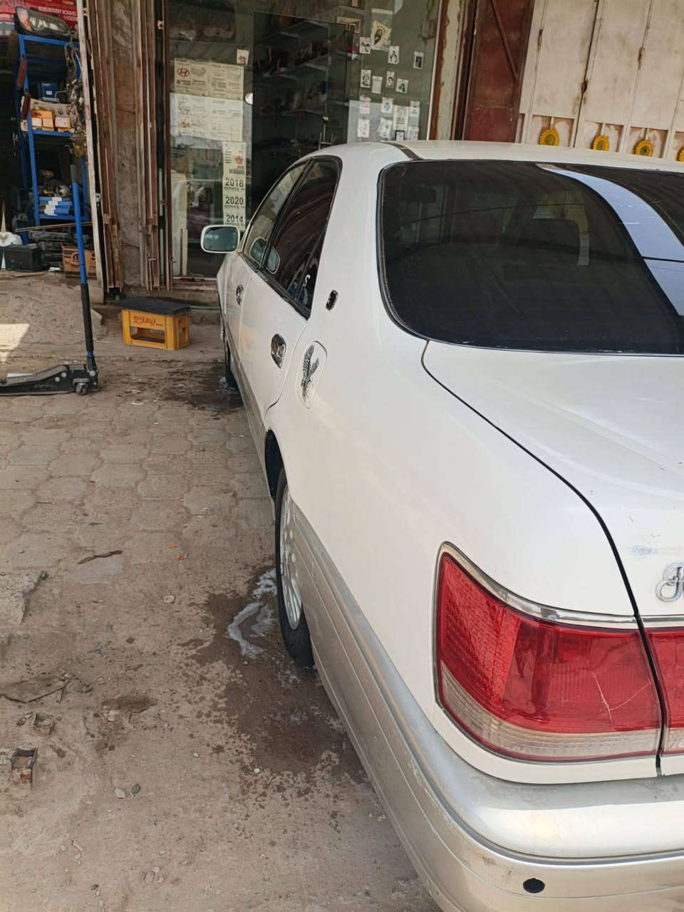 سلام عليكم
ملكه كصة جنطه فقط ادوات ادوات البيع 2002

سياره دخول جديد✅ 

جاهزه عله اخر حبايه✅

مكينه ديفور الكبير 🫂

حداديه تايرات كله جديد ✅ 

تبريد ثلج❄️

حساسات خلفيه 

3دكم

كرستال اصل

كهربائيات كلهه شغاله

مكفوله من ضربه

سياره انضف من صوره

سعر 30بيها مجال مكاني ناصريه قضاء شطره

مكلف بنشر***********
