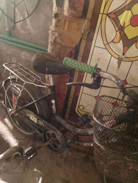 بايسكل للبيع السعر خاص واساب ***********
