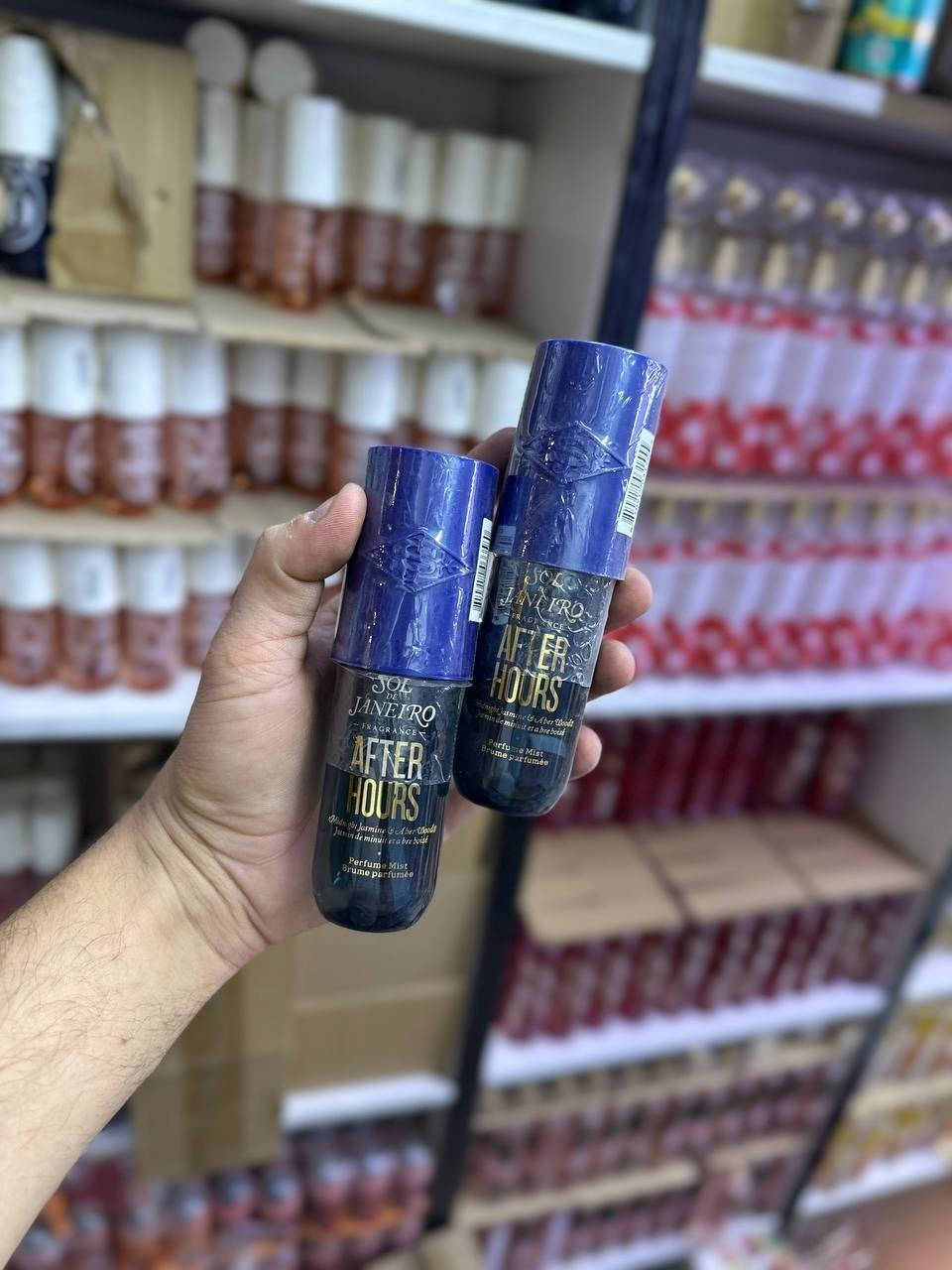 سبلاش الشعر والجسم خرافي
SOL DE JANEIRO Perfume Mist
الاشهر والاكثر طلباً من سول دي جانيرو 😎🥇
سبلاش عطري للجسم والشعر برائحة مُهدئة لأمواج الشاطئ الدافئة 🏖️والنباتات الاستوائية لتغمرك في روتينك😌

تنقلك الروائح المختلفة مابين الزهرية ، الحلوة ، الفاكهيه المنعشة 

💙 روابطنا الرسمية 💙
━━━━━━━━━━━━━━━
🔹 قناتنا على التليجرام
💙 https://t.me/cnvxhkkgfjlkfshklmklljfcjllhgfhk
━━━━━━━━━━━━━━━
🔹 صفحتنا على الفيسبوك
💙 https://www.facebook.com/share/1CspoQ6L4S/
━━━━━━━━━━━━━━━
🔹 حسابنا على الانستغرام
💙 https://www.instagram.com/e_o_p.90?igsh=MTk4eGduOWVvdW1ydQ==
━━━━━━━━━━━━━━━
✨ نورتونا بكل مكان ✨


**إذا كنت صاحب هذا الإعلان وتريد حذفه لأي سبب، رجاءا أرسل رسالة إلى الدعم الفني**