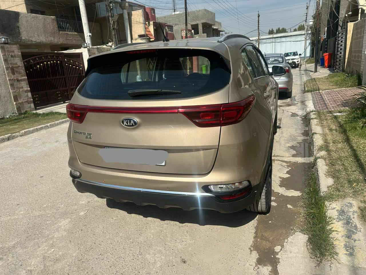 سبورتج 2019 خليجي محرك 2400 gdi 
الباب خلف الصدر مبدل وصبغ جاملغ الخلفي
كفالة محرك وكير
كامرا   داخل صاج جنطة وجام كهرباء
داخل جلد
بصمة تشغيل
السيارة جاهزة بدون اي نقص
السعر 16,800$
رقم أربيل سنوية باسمي
للاستفسار
***********
