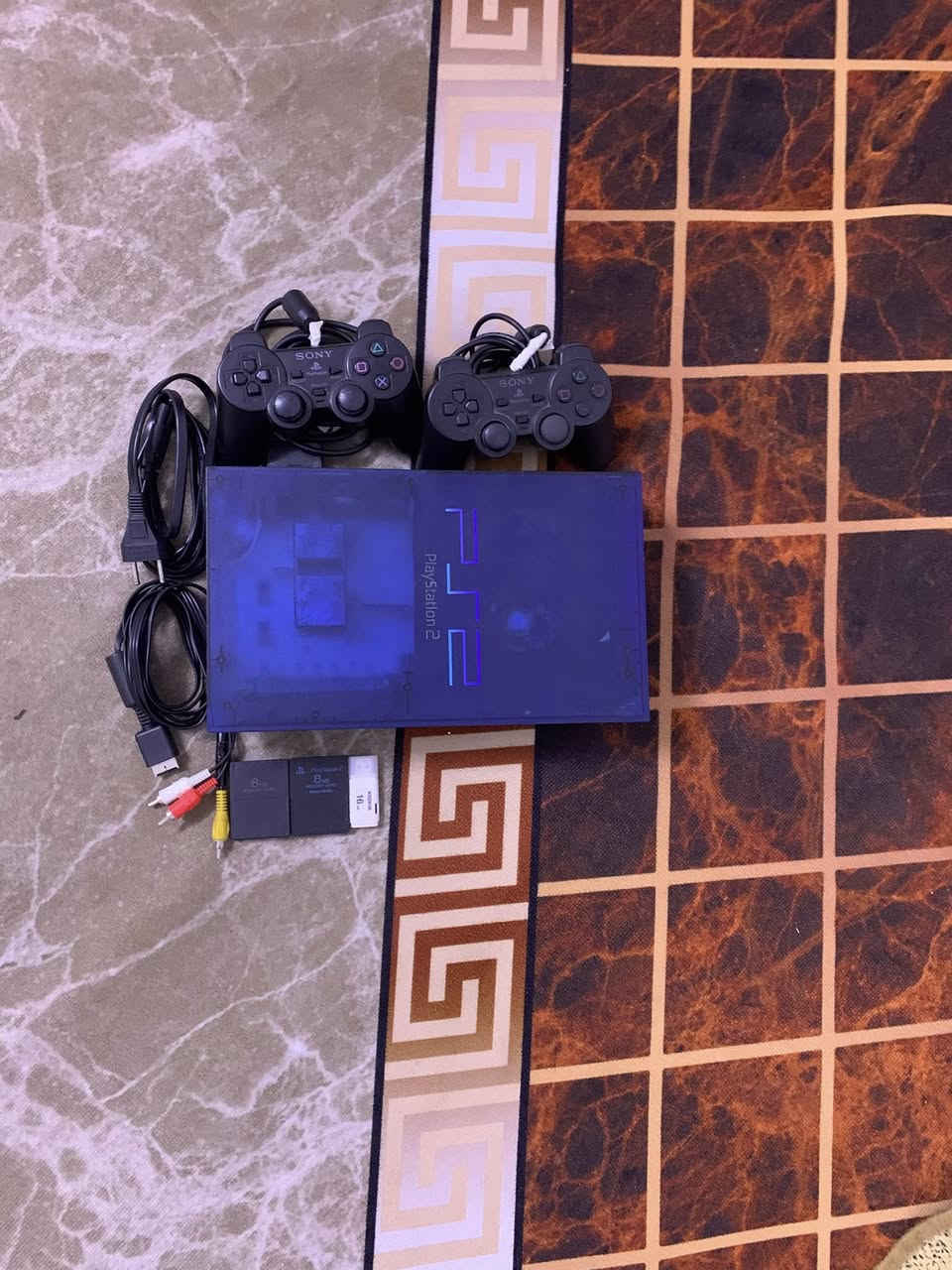 غراض للبيع
جرباية ام النفر حديد 
جرباية طابقين حديد 
طبلات خشب 3 و 1كبيرة 
بلي ستيشن 2 مع كامل ملحقاته 
للاستفسار : الاتصال على رقم الهاتف 📞 
***********
