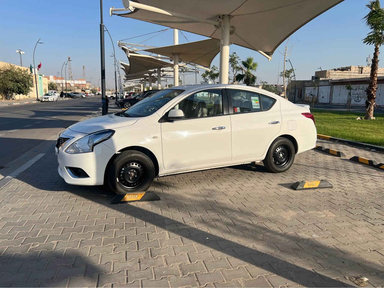 نيسان صني هندي 2025 زيروو
بليته زركه كفاله عامه
رقم اربيل وكاله او تحويل ضمان شركة السور
ماشيه 4 الف فقط زيروو
شاشه لكزز بالكارتون السياره 
السعر 132 ورقه قفل 
*********** البصرة, العراق
