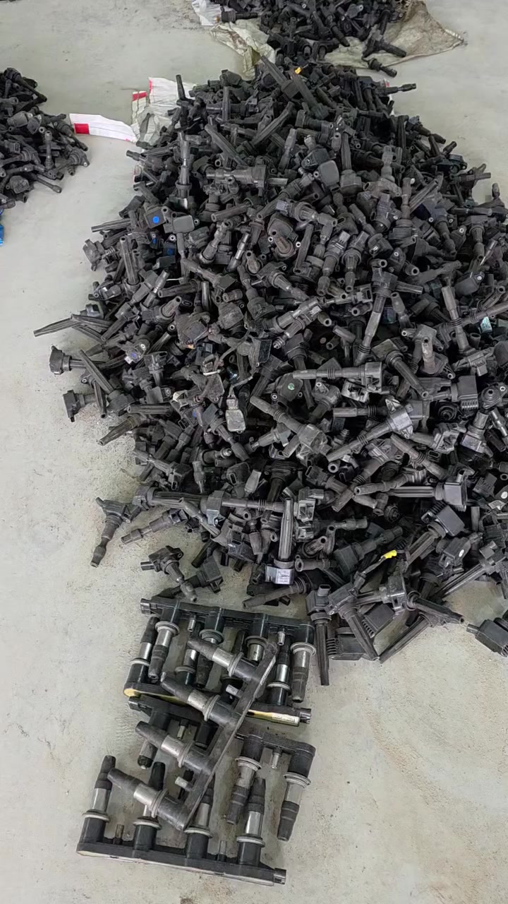 السلام عليكم
البيع بالجمله جمله فقط 
مجول مشكل عدد ٧٥٠٠ حبه البيع كل الكميه 
التواصل واتساب فقط 
او الاتصال على الرقم ***********
