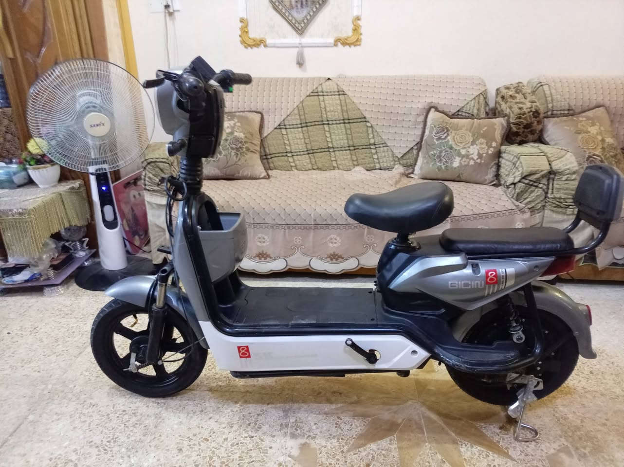 السلام عليكم بايسكل شحن للبيع نوع SK8 حجم14 تايرات جدد بيه يده مال البريك الأمامي مكسوره السعر 250وبيه مجال المكان بابل في المركز للاستفسار التواصل على الصفحه


**إذا كنت صاحب هذا الإعلان وتريد حذفه لأي سبب، رجاءا أرسل رسالة إلى الدعم الفني**