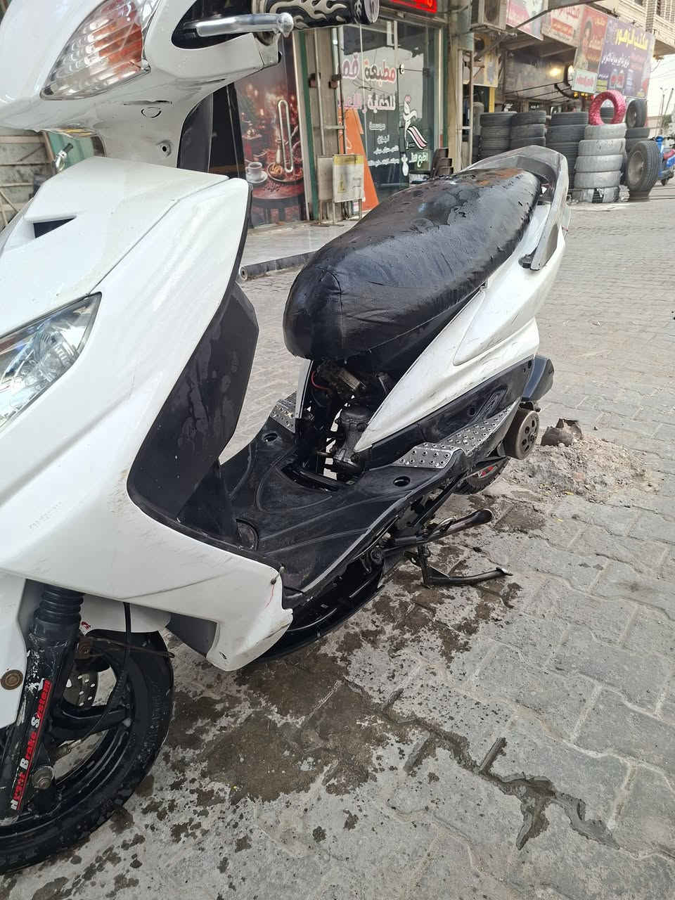 سكنس ياباني كابريته للبيع مكينتها كايمه رأيدها ب ٢٠٠ كهربائياته كله كامله للتواصل *********** مكاني كربلاء
