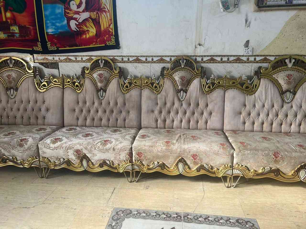 ديوان 10 نفرات درجه اولى تسكام نضيف 275 وبي مجال المكان الكوفه حي ميسان للاتصال ***********
