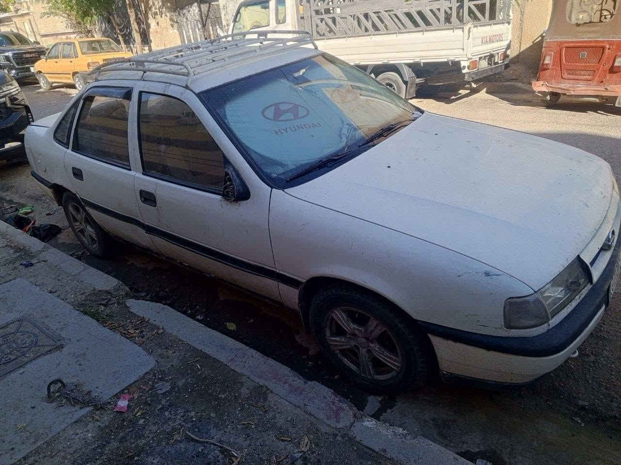 اوبل فكترا محرك 1600 بغداد كير عآدي موديل 1990 بدون تبريد بااسمي سنويه نهايه ا2026 السعر 30ورقه للتواصل خاص واتساب  رسائل ***********
