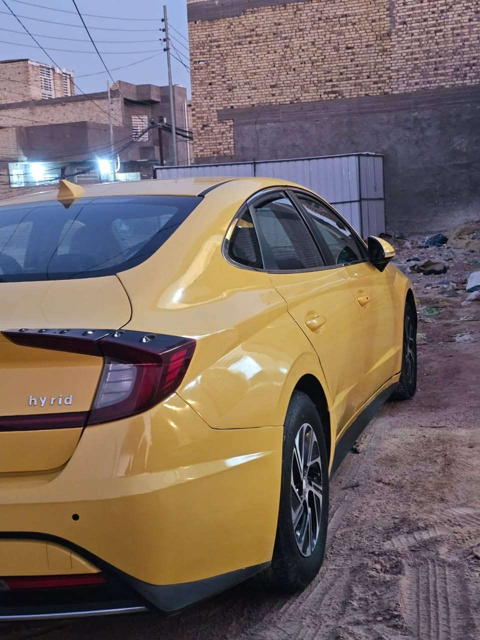 السلام عليكم مكلف بالنشر سوناتا للبيع هايبرد ٢٠٢٣ رقم نجف مواصفات عادية للتواصل مع صاحب  السيارة لمعرفة التفاصيل اكثر *********** رقم صاحب السيارة
