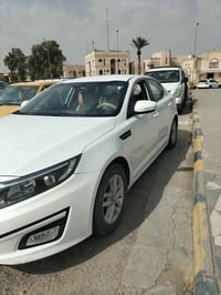 أوبتما للبيع رقمها بغداد موديل 2015  گشر كفاله عامه ماعدى المكينه بيها...