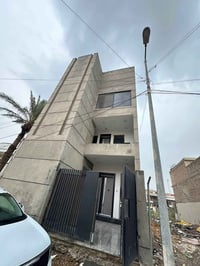 للبيع زيونه 718 بناء 2024  المساحة ١٦٢.٥  الواجهة ٦.٥ نزال ٢٥   ثلاث و...
