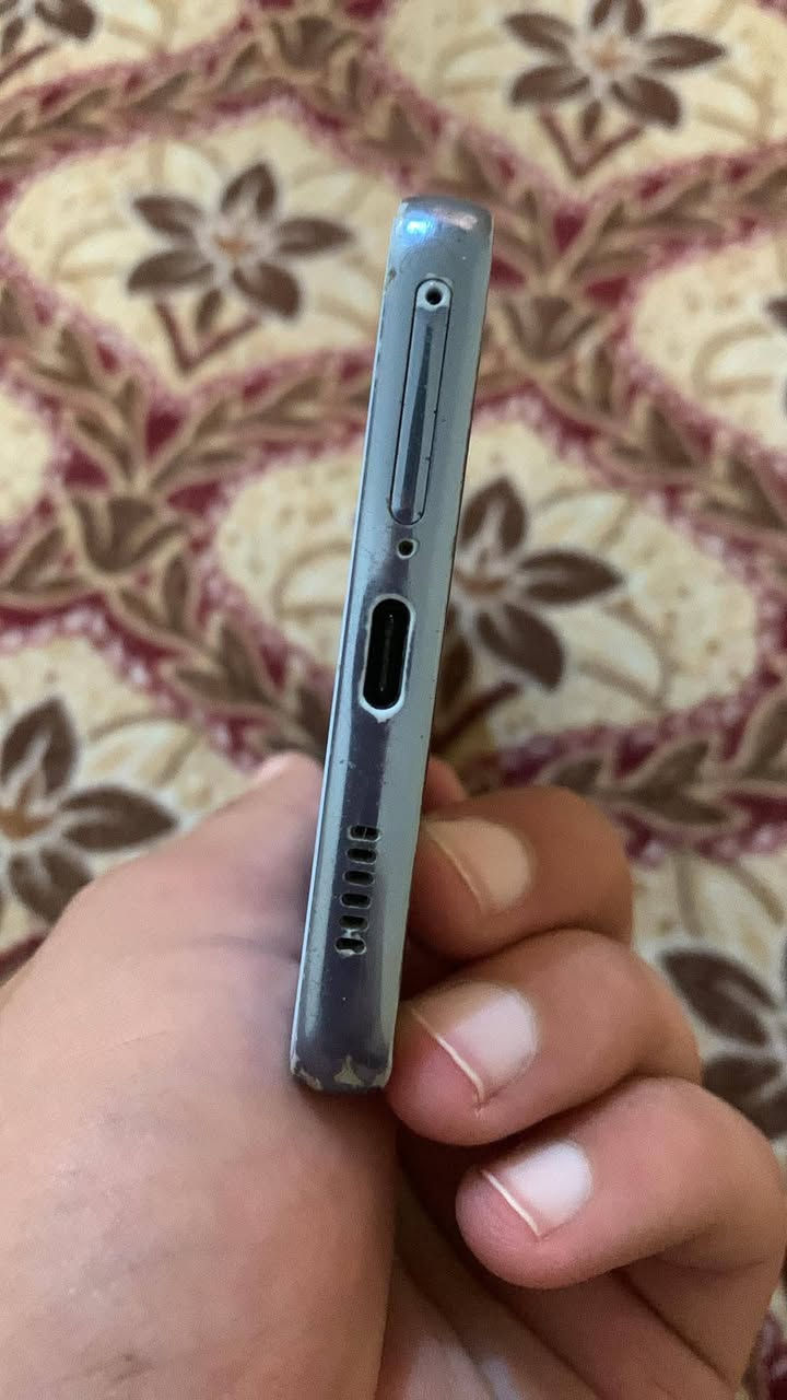 سامسونكA53 G5 جهاز نضيف وشغال كامل بي فطر بلمس بس ومايثر عليه وانطيه شرط الجهاز فقط مراوس نزل شعندك


**إذا كنت صاحب هذا الإعلان وتريد حذفه لأي سبب، رجاءا أرسل رسالة إلى الدعم الفني**