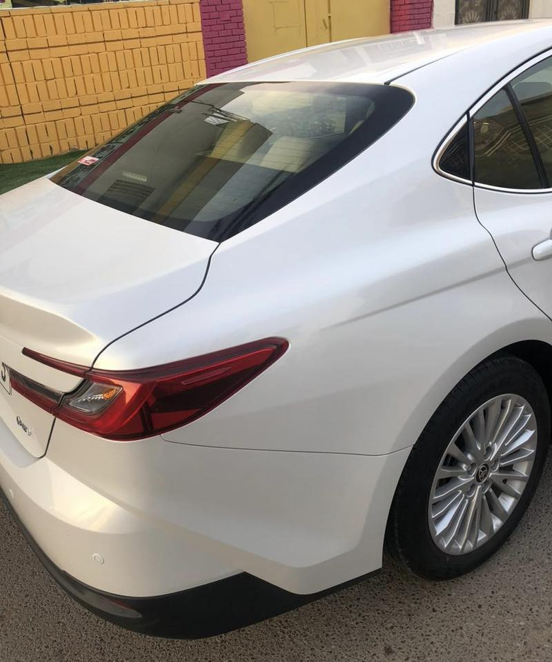 السلام عليكم 
كامري 2025 خليجي وكالة عبداللطيف فول السياره بصمة كشن كهرباء برده خلفيه تبريد قطعتين شاشه كامره حساسات تحكمات 
مكفولة من الصبغ والبارد 
رقم بغداد مكان السياره بغداد 
السعر النهائي  262
اتصال/*********** 
استفسار اتصال ع الرقم .
