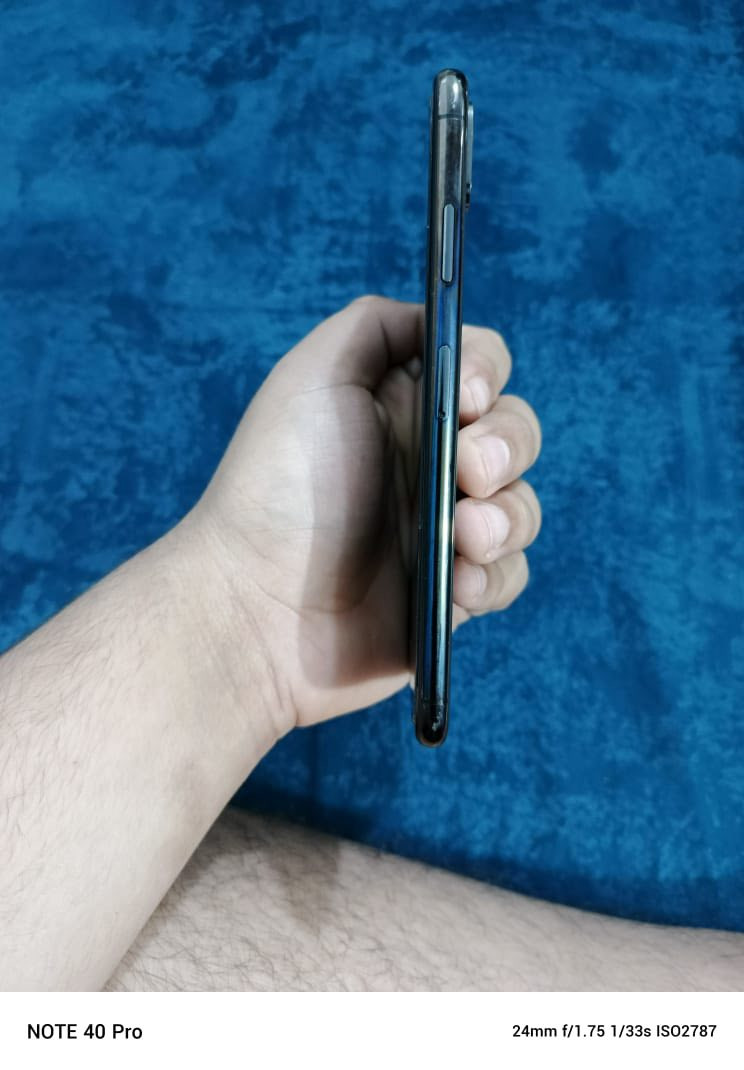 ايفون اكس ماكس ذاكره 256 جديد التلفون بطاريه 80  مبدل شاشه وكاله 145
***********
