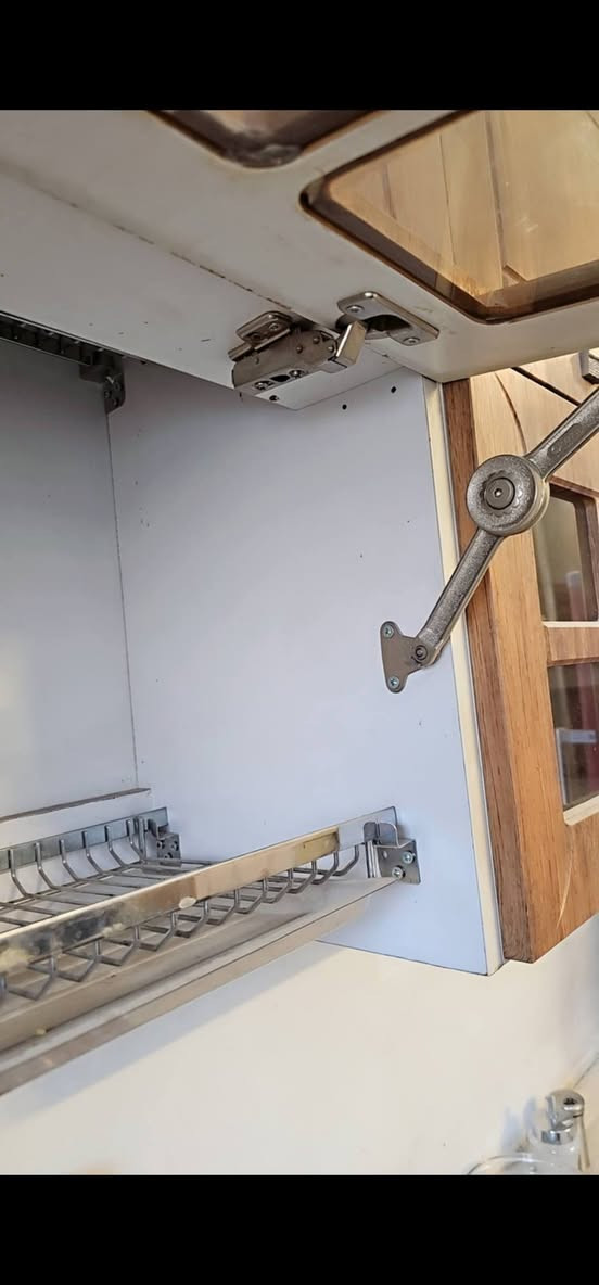 السلام عليكم غراص بيت للبيع 
المكان  بغداد (الطوبجي / الحريه ) التواصل خاص
***********
