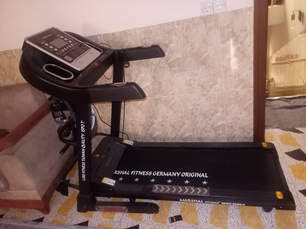 جهاز جري مال رياضه للبيع رجائاً لحد يكتب تعليلق هذه الرقم وخابر ***********
