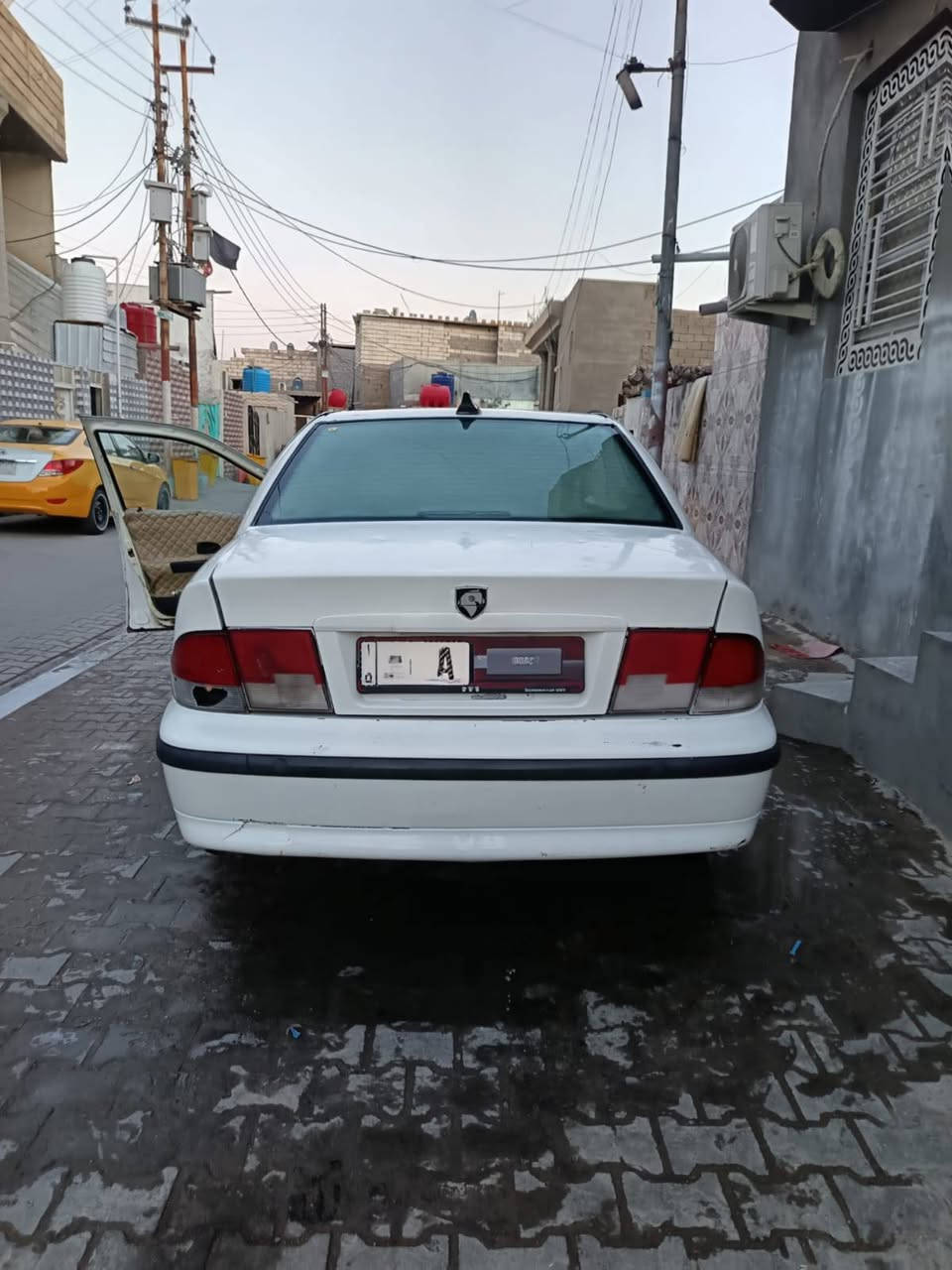 السلام عليكم سمند خصوصي كير محرك شرط كهربائيات تبريد  كله شغال رقم جديد سنويه ل٣٠  راعيه يمي موديل 10 ترايك وين ما جان سعر 29 وبيه مجال للطيبين رقمي ***********
