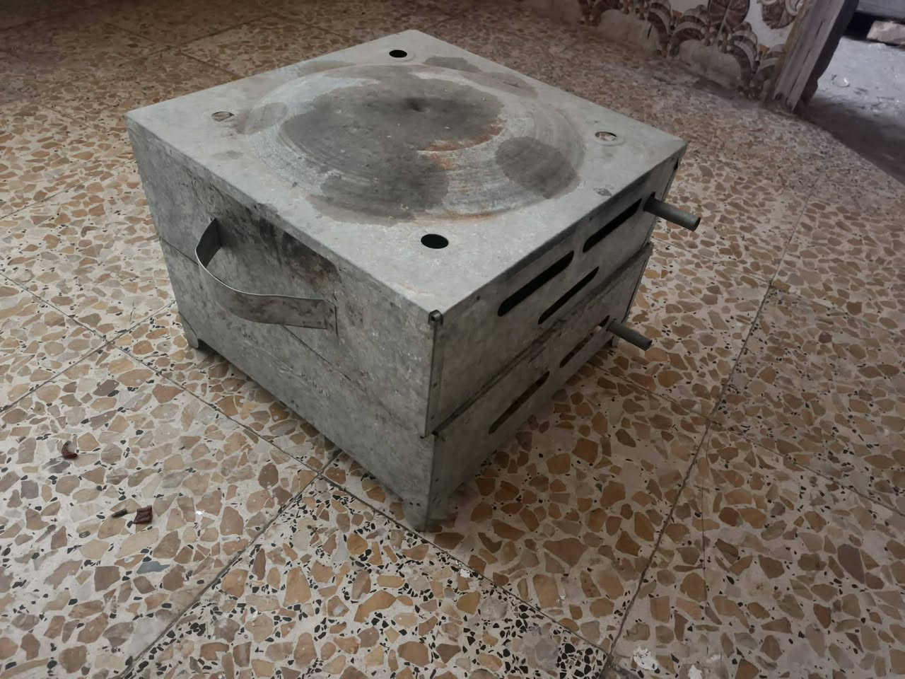 السلام عليكم تنور جديد للبيع سعر 10 الف شغال فول


**إذا كنت صاحب هذا الإعلان وتريد حذفه لأي سبب، رجاءا أرسل رسالة إلى الدعم الفني**