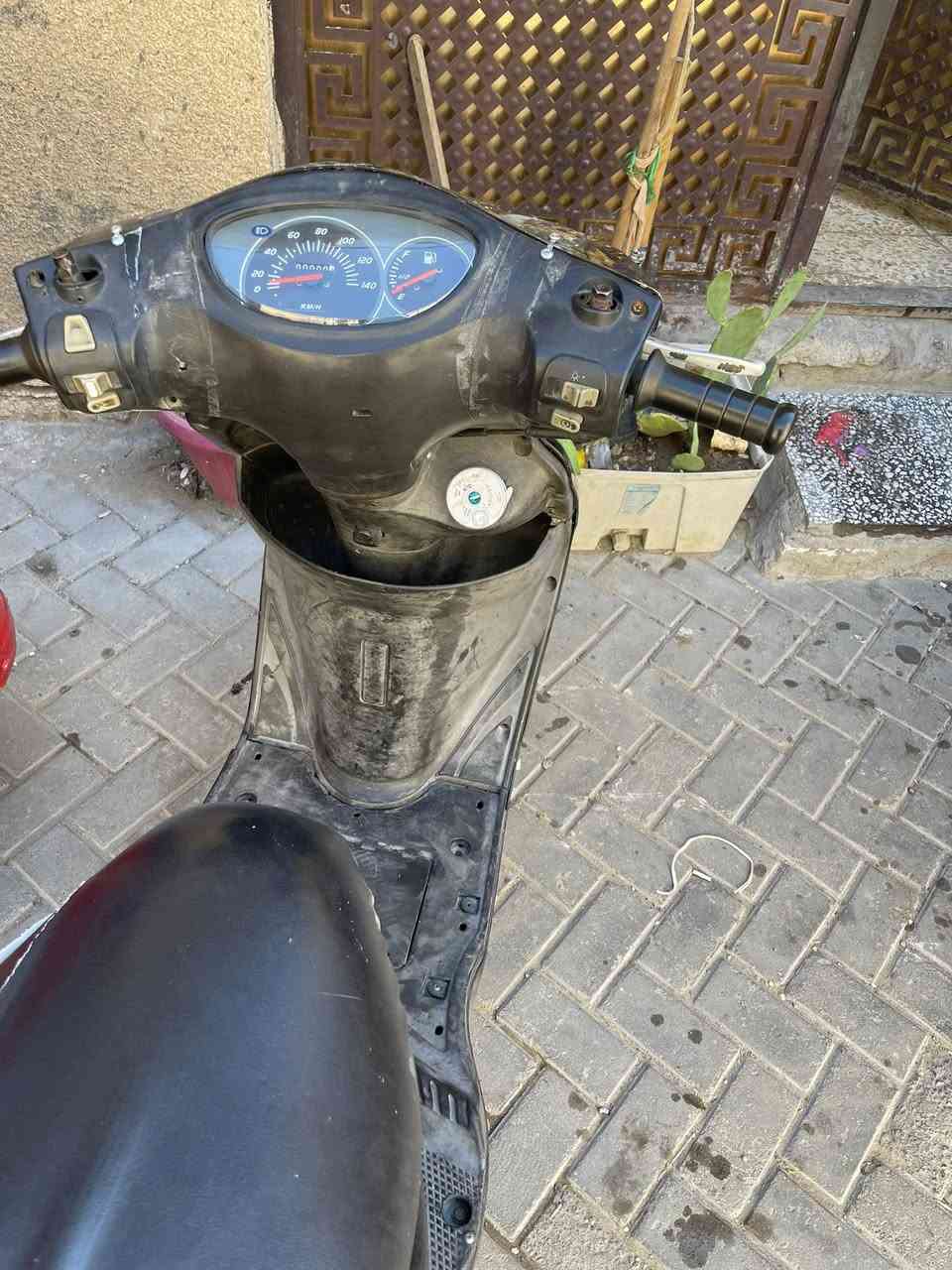 سلام عليكم درجة بريز كزز  البيع متروكة وطفت وبعد ماشتغلات بيع علا طفيتها كوم حديد بس كفلك حلال وحرام 
السعر 350مكان بغداد مدينة الصدر الشراي ياخابر ***********اليردها يخذها طفية
