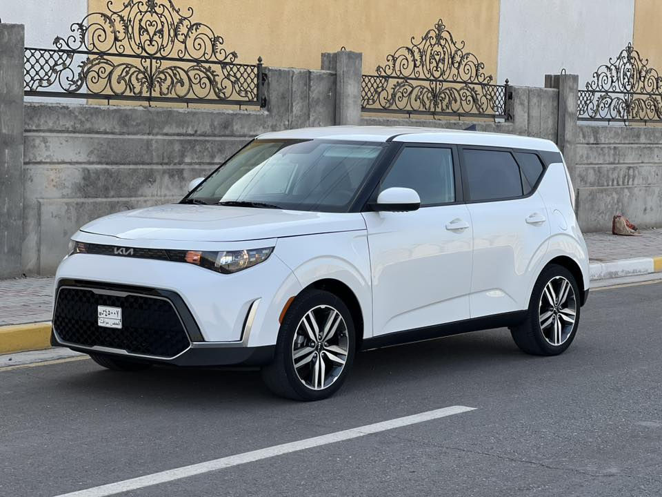 كيا صول موديل 2025 
زيرو ماشية 500 ميل فقط بعدها بوضع الشركة
كفالة من الصبغ والتبديل ليبل واحد السيارة بس بارد بالجاملغ مال السايق صور الحادث بالمنشور
بدون رقم منفيس باسمي مكاني كربلاء 
محرك 2000 دوش
شاشة جبيرة وApple Car Play 
كامرة خلفية 
رادار امامي وتحديد مسار 
قيادة ذاتية 
وضعيات قيادة DRIVE MODE
تحكم ستيرن و أوامر صوتية 
كروس سرعة 
اطفاء وتشغيل ذاتي 
دشبول ديجتال 
ويل كب كروم حجم 18 
السعر 159 ورقة وبيها مجال بسيط 
مكاني كربلاء الانتفاضة الاولى 
للاستفسار ***********
