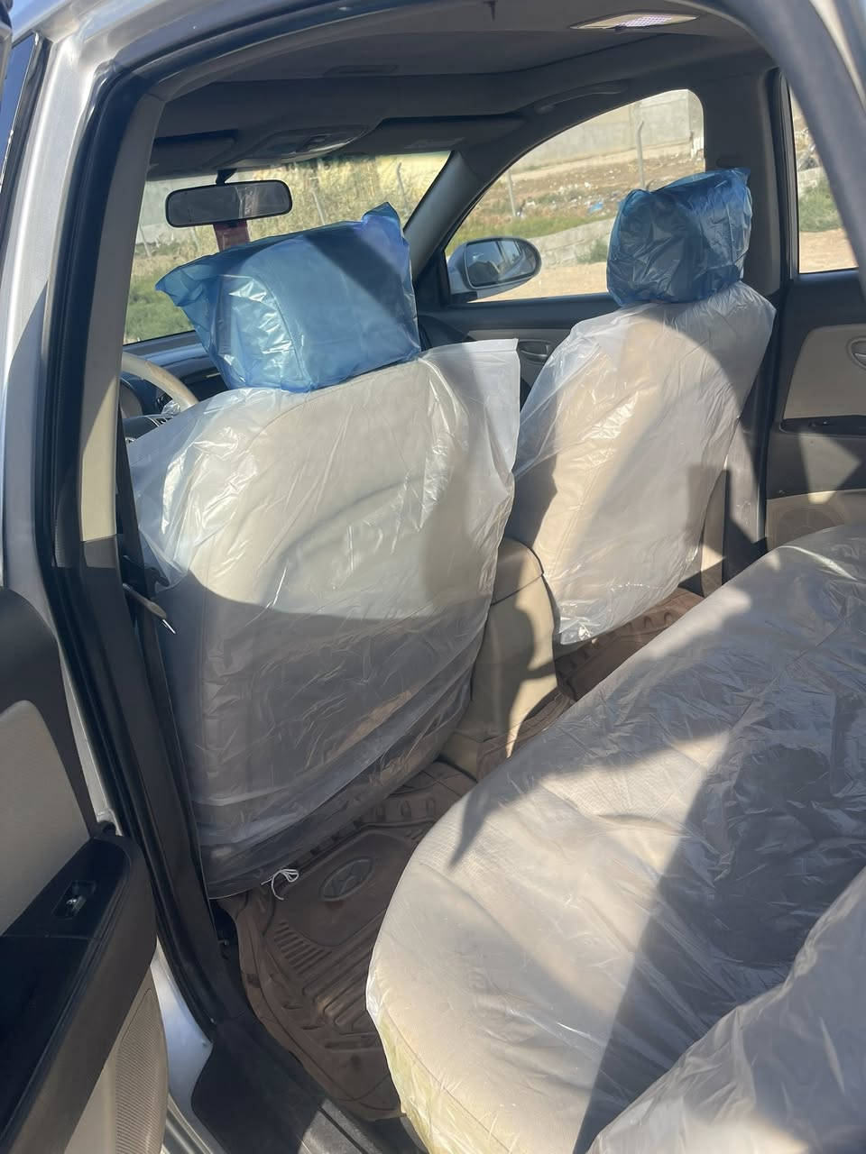 النترا 2008 خليجي مواصفاتها تحكم ستيرن ايرباك فتحه سقف محرك 2000 
تخم تاير جديد تبريد ثلج منظومه كامله مبدل السياره بيها قطعه صبغ وقطعه تبديل بدون دواخل بأسمي رقم أنكليزي جديد
السعر 100وبيها مجال بسيط للاستفسار ع رقم *********** او مراسله الصفحه
