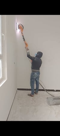 صباغ جدران • ترميم منازل • معالجة الرطوبه