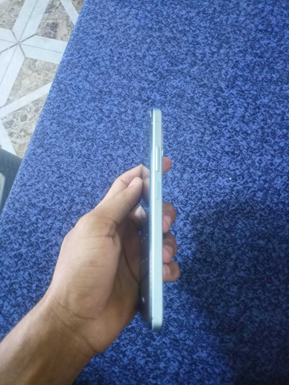 سلام عليكم جهاز للبيع OPPO A18 ذاكرة 128 جهاز نضيف دبل سيمكارت شراي تعال خاص مو شراي لا تعبني


**إذا كنت صاحب هذا الإعلان وتريد حذفه لأي سبب، رجاءا أرسل رسالة إلى الدعم الفني**