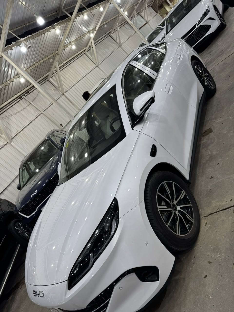 🚗 للبيع
BYD سيل 6 –  2025
BYD Seal 6 – 2025
🌍 –  بغداد – الكريعات  

•   🛣️  المسافة المقطوعة    - 6000

رقم الهاتف ***********
------------------------------------------------------------ 
✅ المواصفات :

•13 كاميرا

📆 الموديل: 2025
🚘 الممشى: 6000

⚙️ المحرك: 4 سلندر – 1500 سي سي تنفس طبيعي
🛞 الويل: 17 إنج
🌍 الوارد: صيني
🛡️ الحالة: مكفولة
• قير أوتوماتيك
• نظام اقتصادي عملي
• شاشة وسطية تاتش
• Apple CarPlay & Android Auto
• Bluetooth / USB
• كاميرا خلفية
• حساسات خلفية
• تحكم ستيرن
• مثبت سرعة
• تكييف أوتوماتيك
• زجاج كهرباء
• مرايا كهرباء
• أنوار LED أمامية وخلفية
• لايتات نهارية DRL
• نظام الثبات الإلكتروني ESP
• مانع الانزلاق
• مساعد صعود المرتفعات
• مساعد نزول المنحدرات
• قفل مركزي + إنذار
• جنوط ألمنيوم 17 إنج
سبير خلفي

#للبيع #سيارات_للبيع #سيارات #بغداد_سيل
