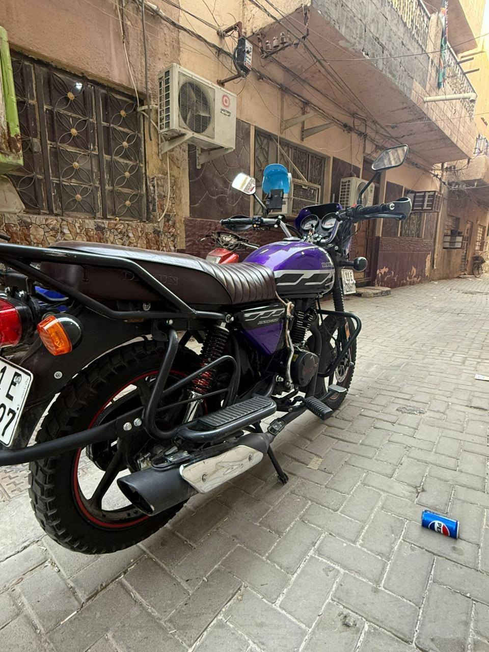 للبيع موديل 23 رقم انكليزي بغداد أوراق كاملة اصولي سنوية بأسم الشركة مموحوله
دراجه حلوه ومرتبة مابيها اي نقص 
بس صوت وزه خفيف بل صالنه مال فلتر 
سعرها مليونين و500 مكاني بغداد 
***********
