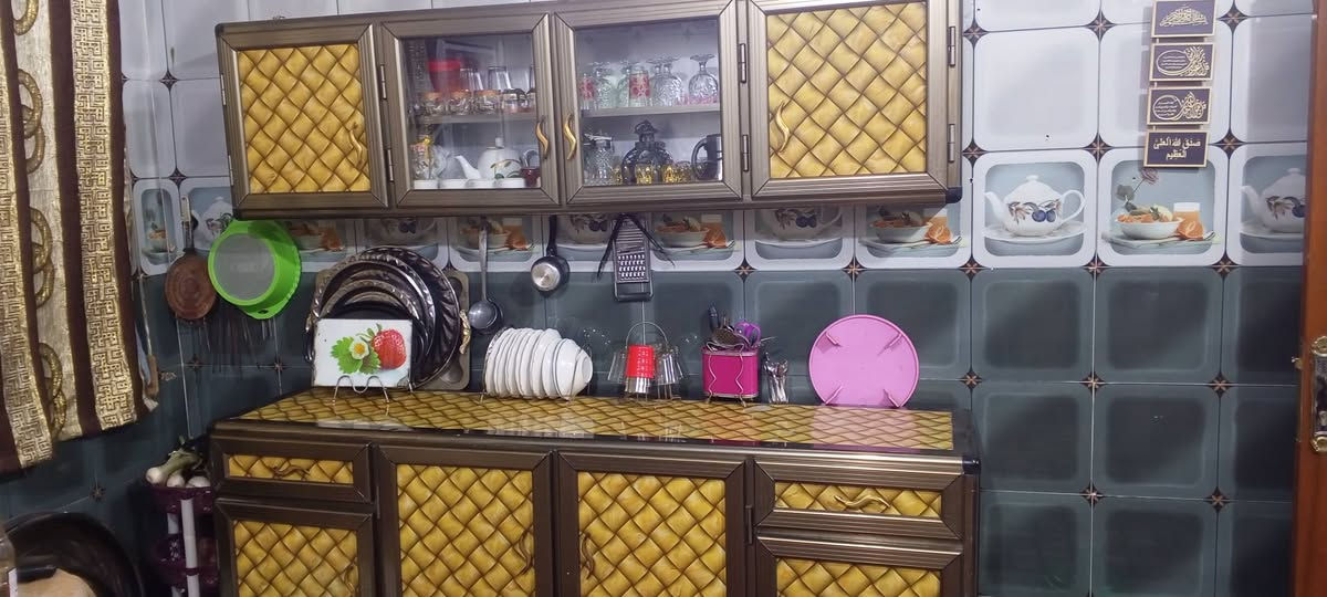 السلام عليكم ورحمة الله وبركاته كاونتر للبيع نضيف كل ضرر مابي للاستفسار خاص أو اتصل  على هذا الرقم ***********
