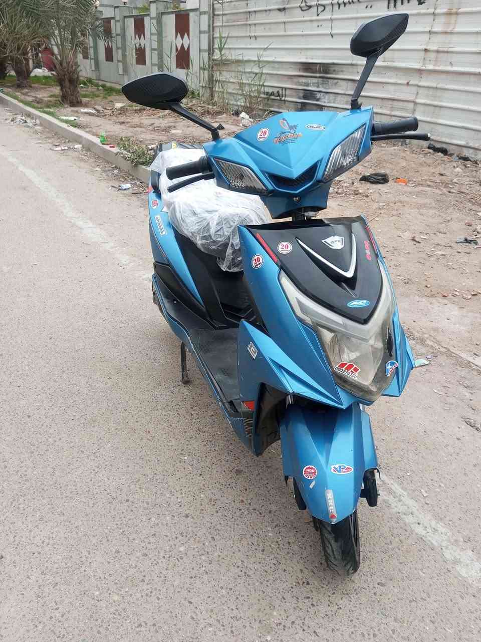 السلام عليكم للبيع دراجه ماتركس شركة امتي ار خمس بطاريات كبار 3نمر اشاير يمنه يسره لايت زنون عالي ناصي هورن نضام البارك والرجوع للخلف موديل 26 مكاني بغداد البلديات سعر 390 وبيها مجال ***********
