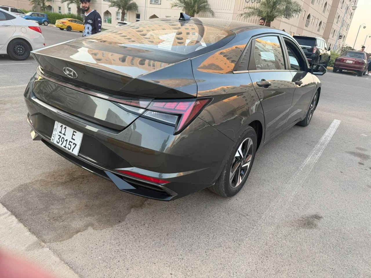 النترا موديل 2021 كلين وارد كوري رقم بغداد
مكينه ١٦٠٠ دبل نوزل تمشي ع العادي

كير AT

لون زيتوني مميز

ماشية 117الف 

بصمه عند لمس المقبض

كشنات تبريد تدفئة 

خزن ميموري ٣ وضعيات

تبريد قطعتين 

داخل جلد 

شحن لاسلكي معة تبريد للهاتف 
 
رادار امامي خلفي 

تحديد مسار 

نقطة عمياء

حساس امامي خلفي

سماعات عاليه نقاوه فول

لايت عدسات ٤ ناصي + ٢ عالي اوتو

لايت خلفي led

شاشه كار بلي اندرويد اوتو

نظام تنقية هواء داخل المقصورة

مري شفط

هند بريك كهربائي+ اوتو هولد + تنبيه عند حركه السياره في الترفك لايت

سعر 149 
***********
