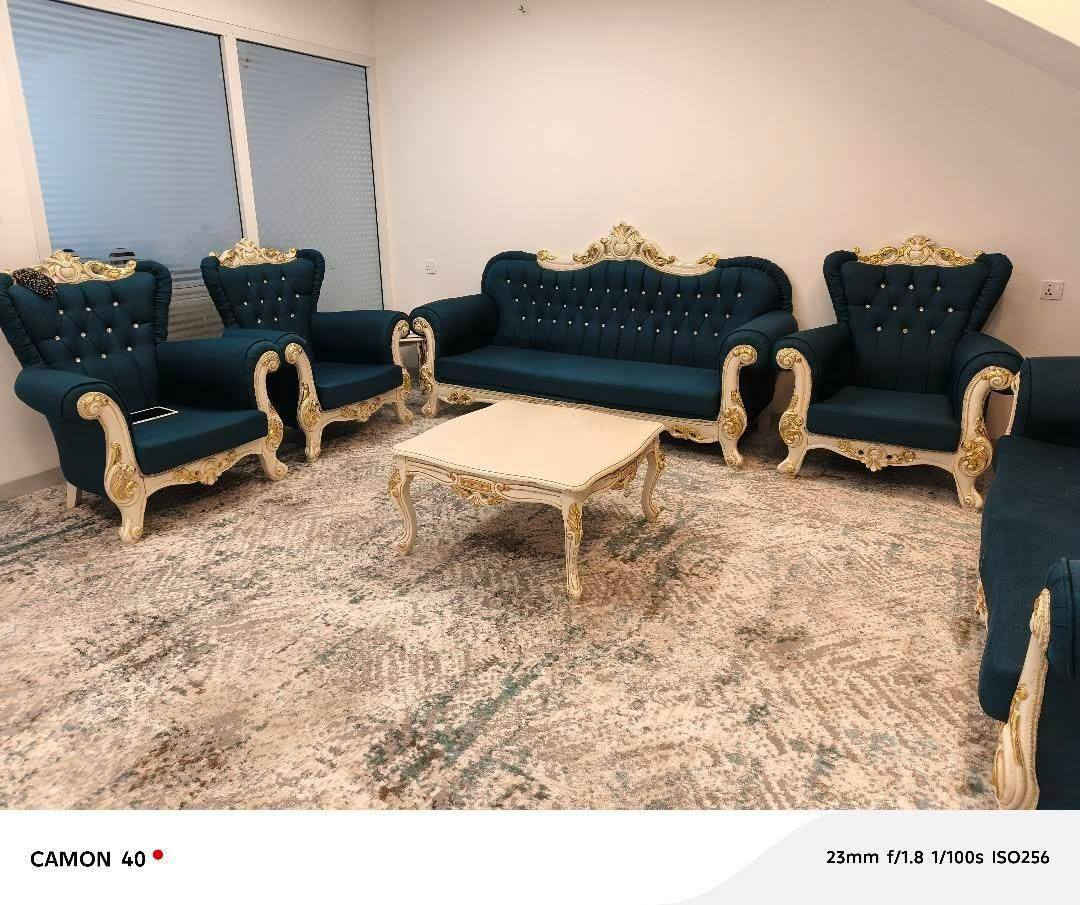 تاقم  کالاسیک بۆ فرۆشتن 
ماڵی دۆستە کڕیاری وەرە چات  یان ژ.م ***********ڤایبەروواتسپ
