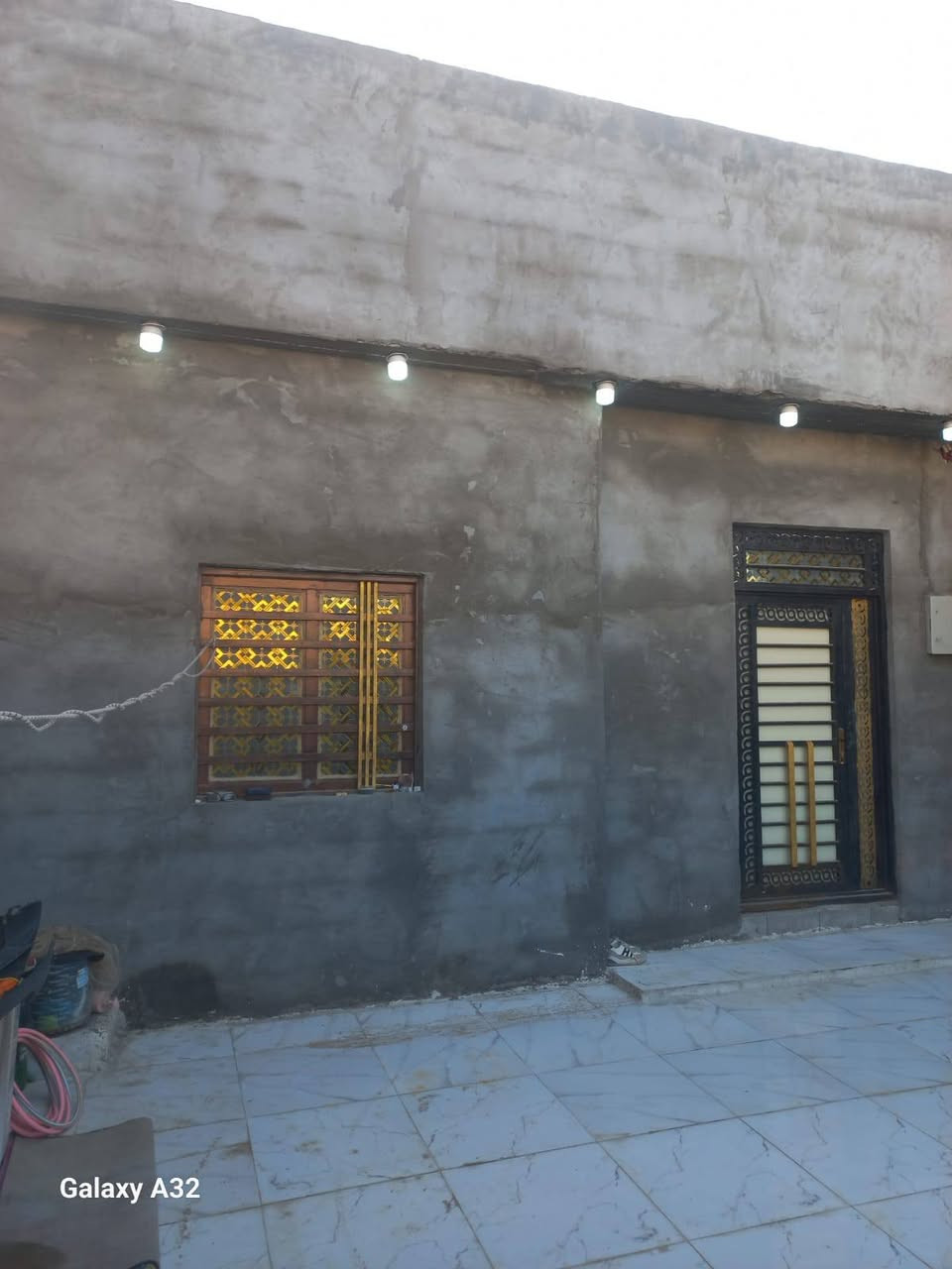 بيت للبيع وقف سني اصولي المساحه 150 متر
ثلاث غرف نوم وديوانيه وصاله ومطبخ مع كراج كبير العنوان ابي الخصيب الفيه شارع جوز وموز السعر 60 للاستفسار *********** البصرة, العراق
