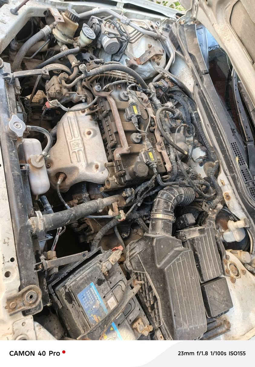 عليكم 
بي وأي دي f6 السعر 43
للبيع 2011
رقم قادسيه انكليزي دولي 
سنويه ساقطه قبل 10 ايام
تتفئه تبريد 
فتحت سقف 
تخم تاير جديد
صدر أمام خلفي قبل يومين اشتغلته
لايت زنون
مكان صلاح الدين بلد
***********
