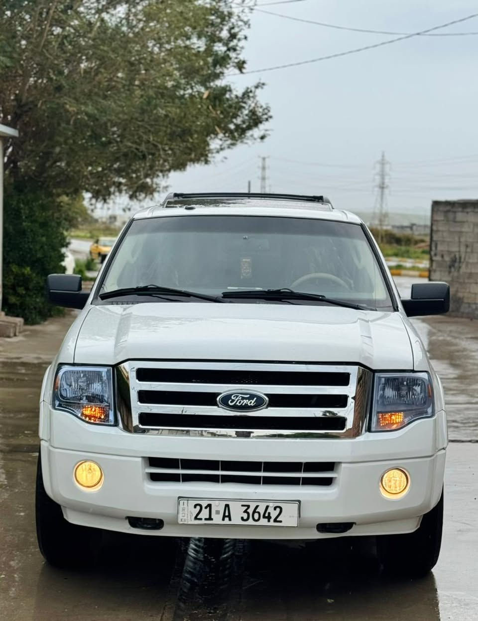 السَلٱمٌ عـَلـْيگمّ للبيع فقط
سعر 157 ورقه 
للاتصال ***********
فورد اكسبديشن 2013 
سياره لوك طك فلين وخليجي شركه نيڤا
موصفات XLT فول 
محرك 8 سلندر  
حجم محرك 5400
ماشيه 130 مايل 
سقف اسلايت (الفتحه )
كشنات كهربائي
تبريد مركزي
دواخل سياره جديده
7 راكب
دواخل بيجي 
حساس خلفي 
كامره 
 تحكم استيرن
وثبيت سرعه 
مانع انزلاق 
 تبري تدفئة شغال
كير محرك جديد شرط
صدر امامي خلفي جديد
تخم تايرات جديد
‏كهربائيات—كله شغال -
شرط سياره جاهزه 
تحويل مباشر
سياره مابي نواقص بدون مصرف 
رقم سليمانيه جديد 
سنويه جديد لحد 2028
شرط تحويل او غرامه 
تحويل مباشر 
عنوان ديالي خانقين ✅
