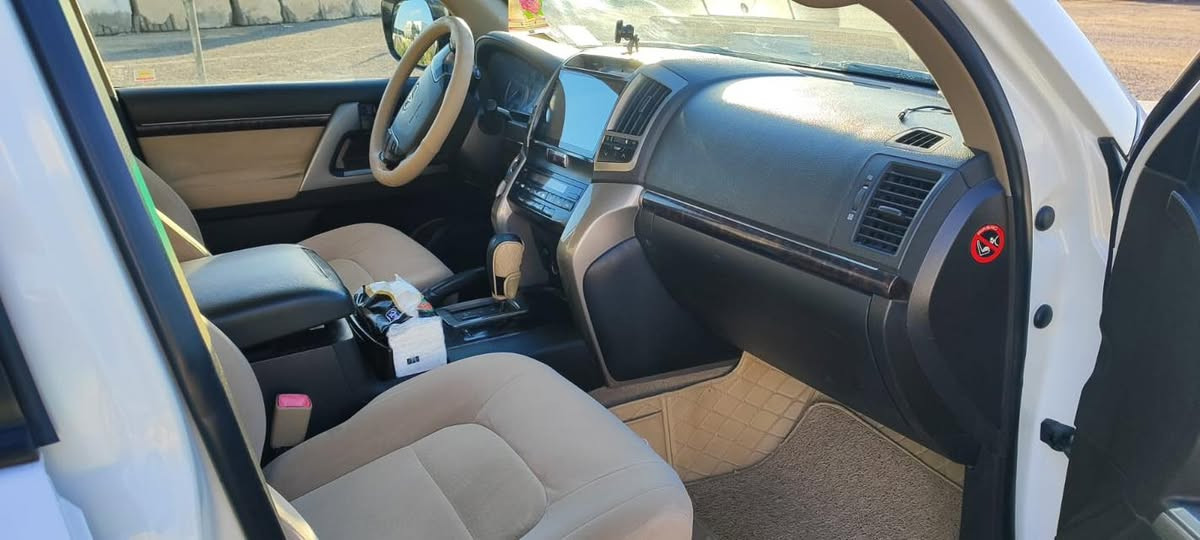 مكلف ب النشر /سلام عليكم سياره للبيع جكساره مديل 2008/ مكفوله من الضربه وصبغ ومن الاصوليات السياره كير مكينه حداديه تايرات  كفاله عامه / بيه فقط ملاحضات تكشير ب القماره و باب الصندوك شي قليل / رقم نكليزي بصره تحويل ثاني يوم / مكان السياره البصره قضاء المدينه /رقم التلفون /***********
وتساب/ و اتصال
