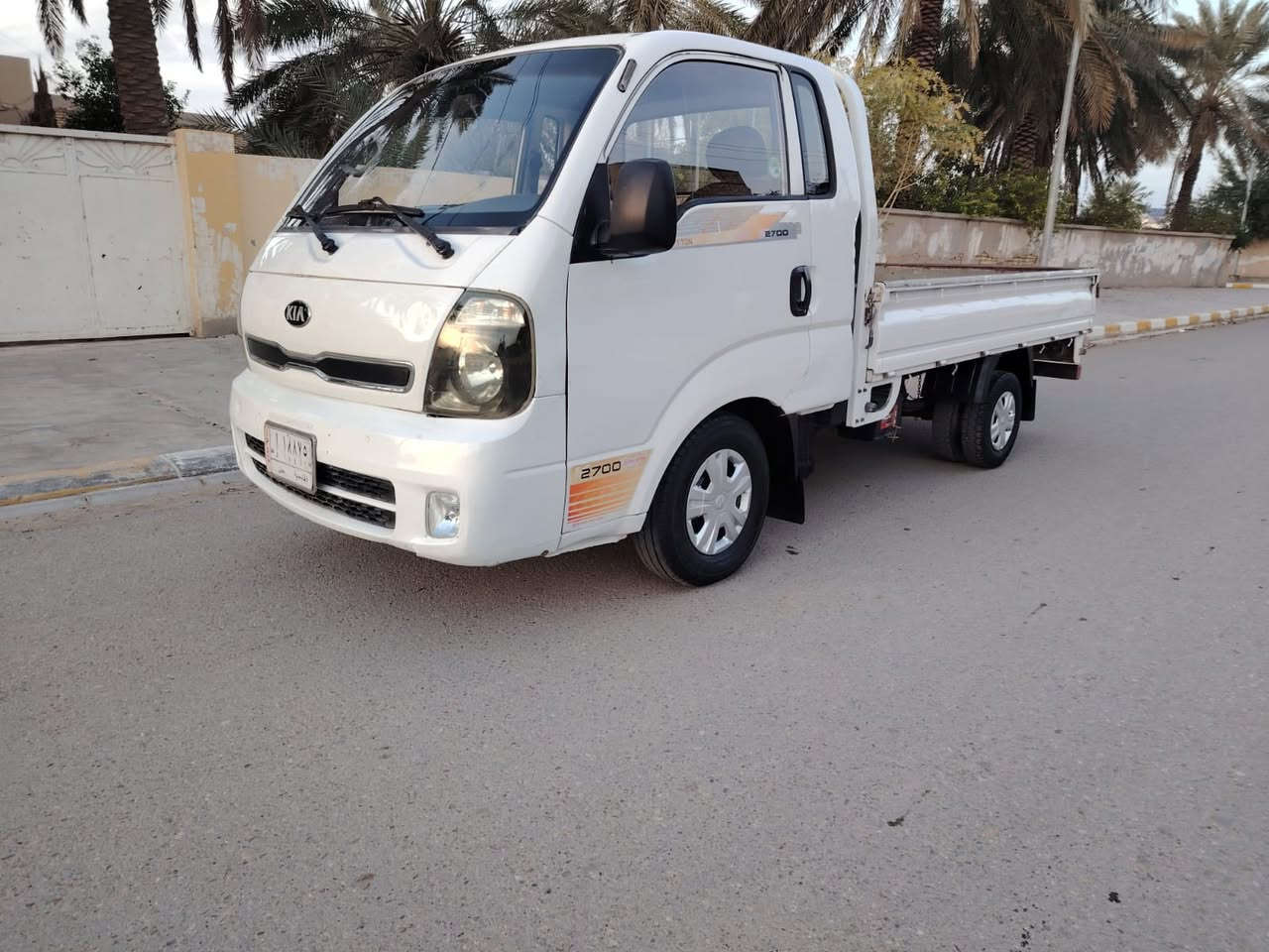 كيه موديل 2015 كير اوتماتيك
رقم قادسيه مشروع وطني تحويل بكل المحافظات بأسمنه

كير مكينه حداديه تخم تاير كفاله كفاله كفاله🔥🔥🔥

رقم شاصي واضح كوضوح الشمس😅

مكينه 2700 وكير مسكر اوتماتيك ويده ايد مال مسكر 

شاشه دشبول مسكر 

تحكم ستيرن شاشه تاب مضخم صوت 

تبريد ثلج وتدفئه 

السياره على وضع الشركه وحته لبيبان ما مفتوحه 

السعر 100 وبيها مجال قليل 

وشرط السياره احلى من صور بهواي تجي تشوفها ماعجبتك تاخذ مصاريفك 

العنوان واسط قضاء الحي 

‭٠٧٨٧ ٤٣٣ ٥٠٣٣
