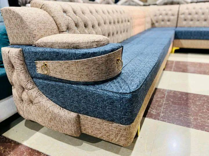 #موديل السفينه🛋️

  #الجمال والدلال والدقه والامان  كل هذا وبأنسب الاسعار من شركه الاوفياء
#ديوان ستندر 10 مقاعد ب 310
مع كوشات عدد 4هديه
 شغل مضبوط مع ضمان سنه  
قماش قديفه جكور 
الهيكل چام روسي
الضهر  مضغوط
المقعد بلوك فقط 
رجل عظم عاج ورده ذهبي

المتر 60

#ديوان  10 مقاعد ب 310
............................................... 
#ديوان  9مقاعد  ب  280
.........................................
#ديوان   8 مقاعد ب  260
.........................................
#ديوان  7 مقاعد ب  230
.........................................
#ديوان  6 مقاعد ب  210
................................................ 
#ديوان 5مقاعد  190

قياس المقعد 50صافي و 70لحد الحايط ✅

 بالنسبه للقياسات الخاصه
#سعر المتر 65الف للمتر الواحد

#الاضافات
رجل نيكل 15✅

#اذا كان الطلب بلوك بلاويد للضهر والصفاح بدل المضغوط اضافه 100 الف 

#سعر كوشات الوحده 2500
#طبله ب 25 الف قياس 40/40

#التوصيل داخل بغداد مجاني 
اطراف بغداد 15 

#توصيل محافضات   القريبه 25 ✅

سماوه ناصريه عماره 35 

بصره مركز 75

#مده التوصيل  بغداد   ثاني يوم محافظات  4ايام🚚🚚🚚
لايباع اقل من 5امتار#للحجز_او_الاستفسار_مراسلتنا_دايركت📩 
#متوفر_توصيل_جميع_محفضات_العراق 
##ضيفوني #الاكسبلور_فول #بيع_لايكات#غرف نوم صاج  #لايكاتكم_تسعدني #explorepageready  #تعليقات#اثاث متنوع  #تعليقاتكم_تسعدني


**إذا كنت صاحب هذا الإعلان وتريد حذفه لأي سبب، رجاءا أرسل رسالة إلى الدعم الفني**