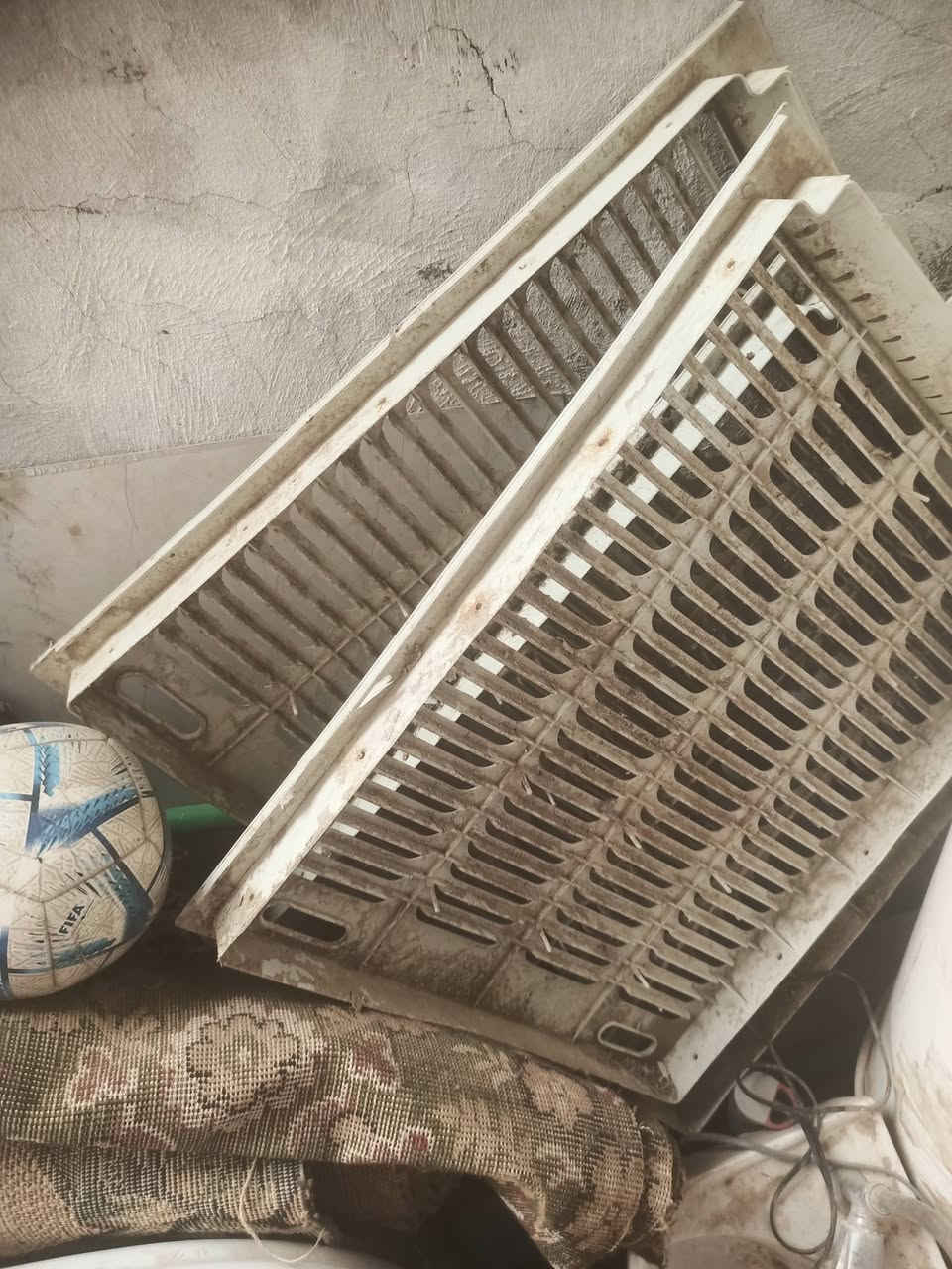 عندي مغاسل ثنين وحده جبيره وحده صغيره وبيبان مال مبرده بلاستك عدد 3 للبيع مبرده كفيره شغاله بس يرادله حلفات وغطاس


**إذا كنت صاحب هذا الإعلان وتريد حذفه لأي سبب، رجاءا أرسل رسالة إلى الدعم الفني**