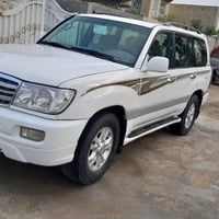 للبيع. لاندكروز  موديل 2000  كير محرك بلاد  فول فتحه  7 راكب  السنويه ...