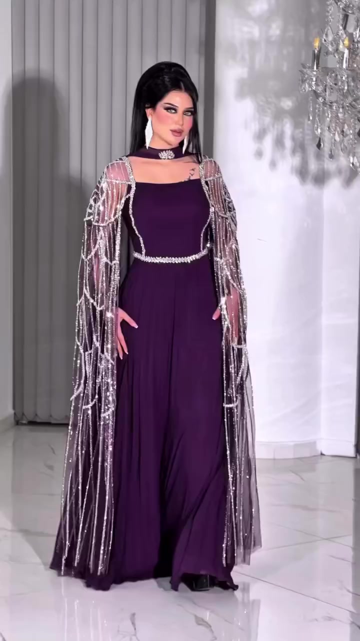 فستان بنفسجي نفس الصورة بالضبط قياس 40 كللللش حلوة كلش كلش ملبوس مرة واحدة لمدة ساعتين
السعر 125 الف وبيها مجال حبيباتي
للتواصل على هذا الرقم واتس ***********
