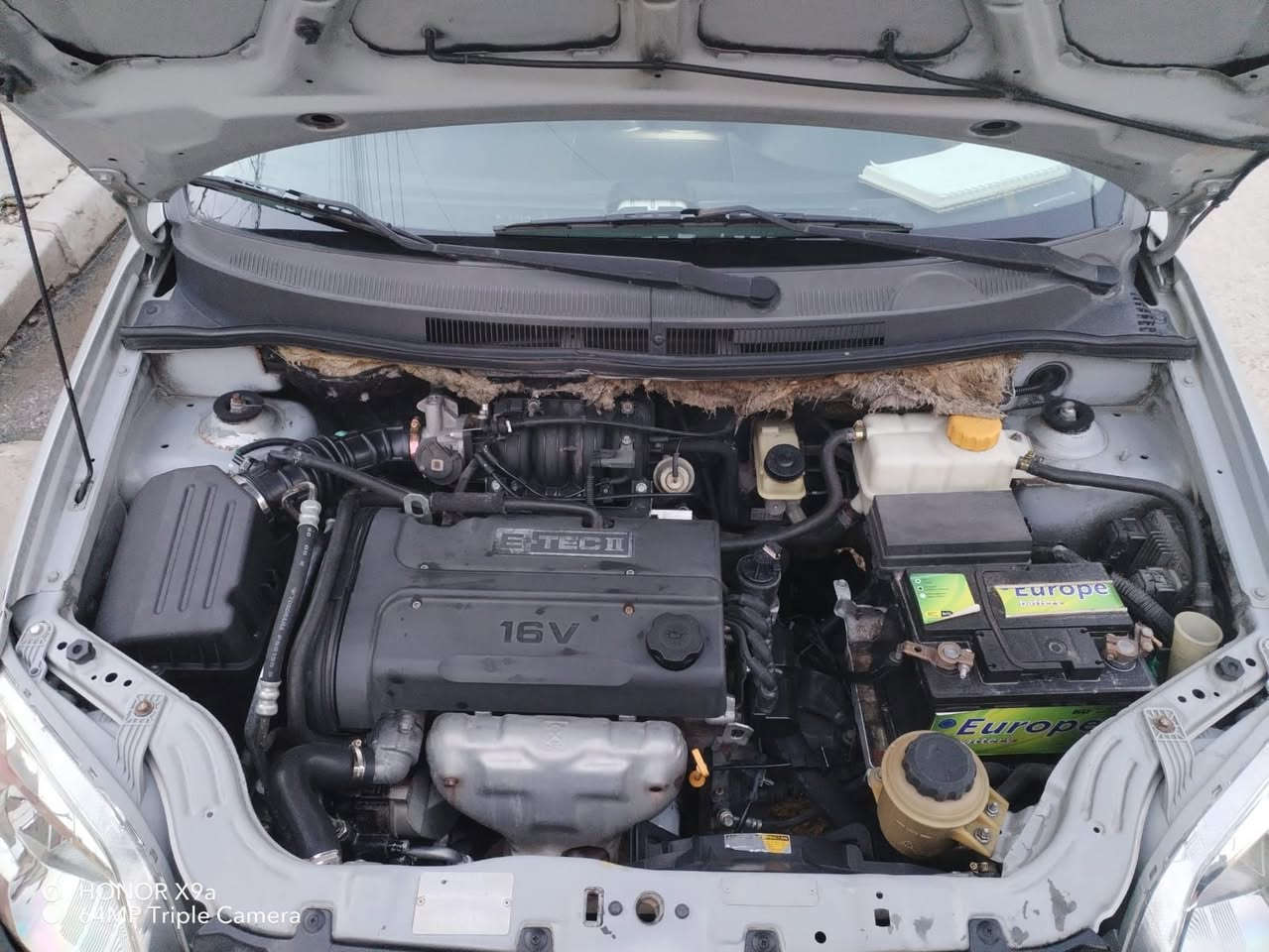 السلام عليكم افيو موديل ٢٠٠٧ باسمي بدون صبغ ولا معجون سياره جاهزه محرك قبل كم شهر شديتو مال كصه اوبترا ادامه كامله على أيدي   السعر ٦٣ وبيها مجال
.***********
