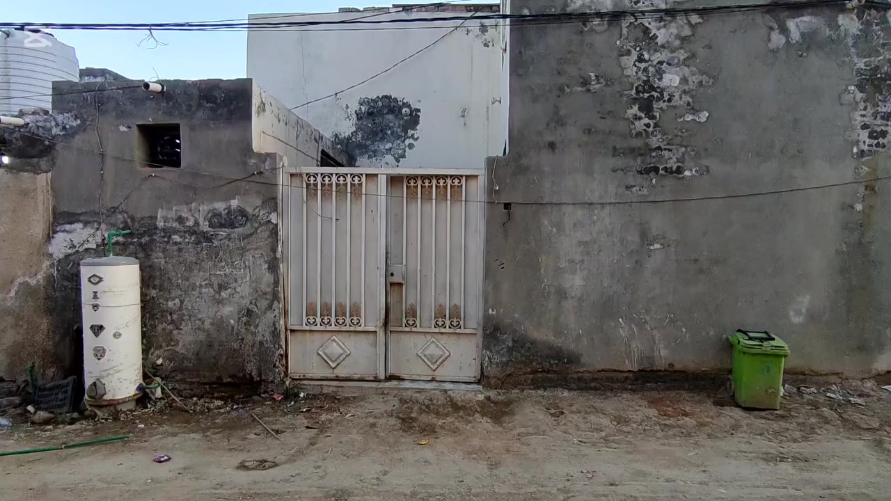 #دار_طابو_زراعي_المساحة130متر
#محافظة_الديوانية_قضاء_الشامية
#منطقة_العربية
يحتوي على استقبال وغرفة نوم ومطبخ ومجموعة صحية وغرفة بالطابق الثاني بعد ما كامله البناء طابوق والسقف شيلمان والارضية بورسلين والجدران سيراميك بيت مرتب وسعره مناسب مداور بالطابو سند 25 
للاستفسار الاتصال على صاحب الدار حصرا
   ***********
#عقار
#عقاراتي
#عقارات
#بيع_وشراء_الاراضي_الطابو_صرف
#والزراعي
#اكسبلور_العراق
