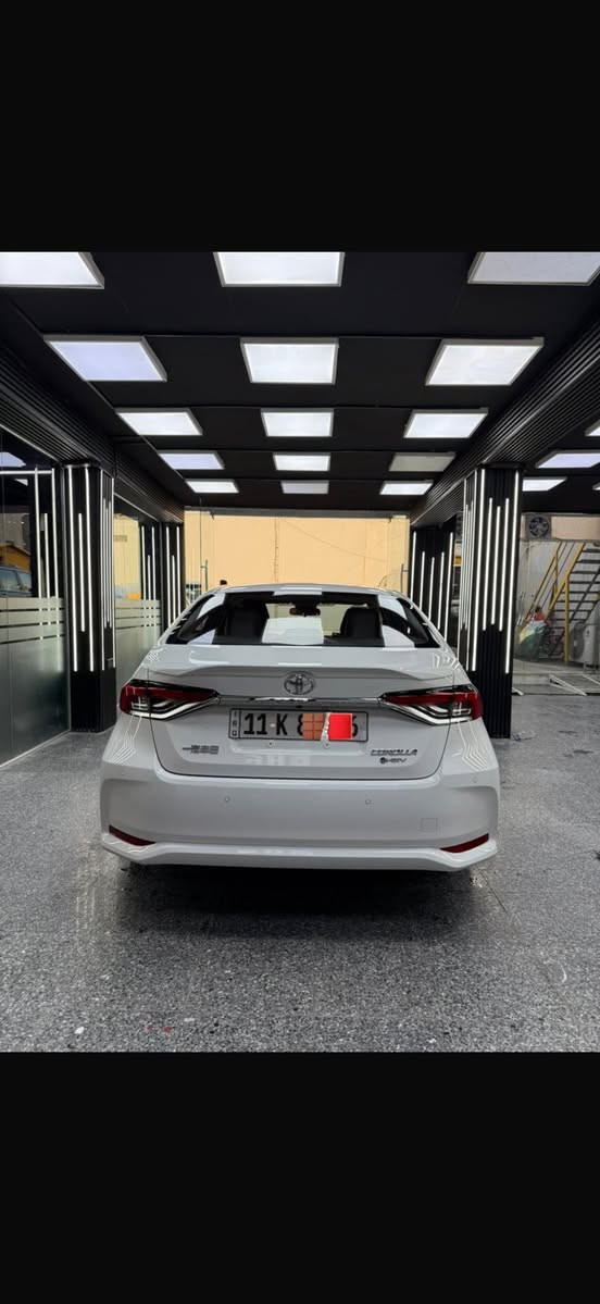 السلام عليكم 
كورلا هايبرد وارد الصين 
موديل 2025 
ماشيه 12 الف 
مواصفات
كشنات كهرباء 
حساس امامي وخلفي بلادي 
بصمة 
فتحة سقف 
شاشة وكامرة 
داخل جلد اصلي 
باقي المواصفات معروفة السياره 
كشنات كهرباء وحساس امامي وخلفي مو تقارهن بالعادية 
السياره مكفولة 
السعر 157ورقة وبيهة مجال بسيط
 ملاحضة:السياره كشنات كهرباء وحساسات وسبايدر 
العنوان بغداد الكرادة 
للاستفسار ***********
