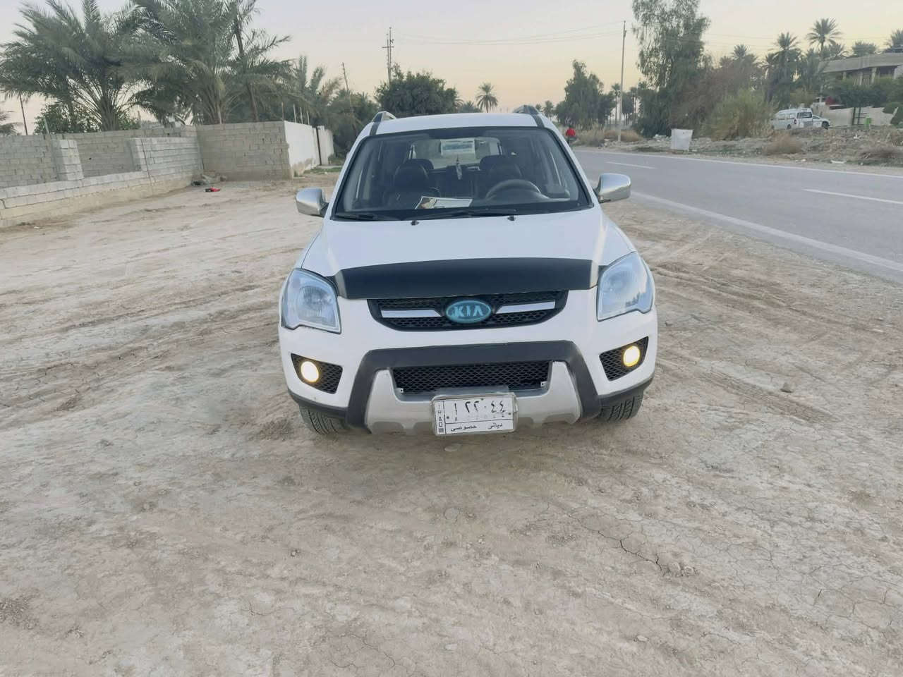 سبورتج موديل 2009 بيها صبغ بنيد فقط محرك كير جديد تخم تاير جديد صدر جديد كشنات جلد حساسات خلفي كامره شاشه تبريد ثلج رقم ديالى سعرها ١٢٢ بيها مجال *********** مكان سياره ديالى
