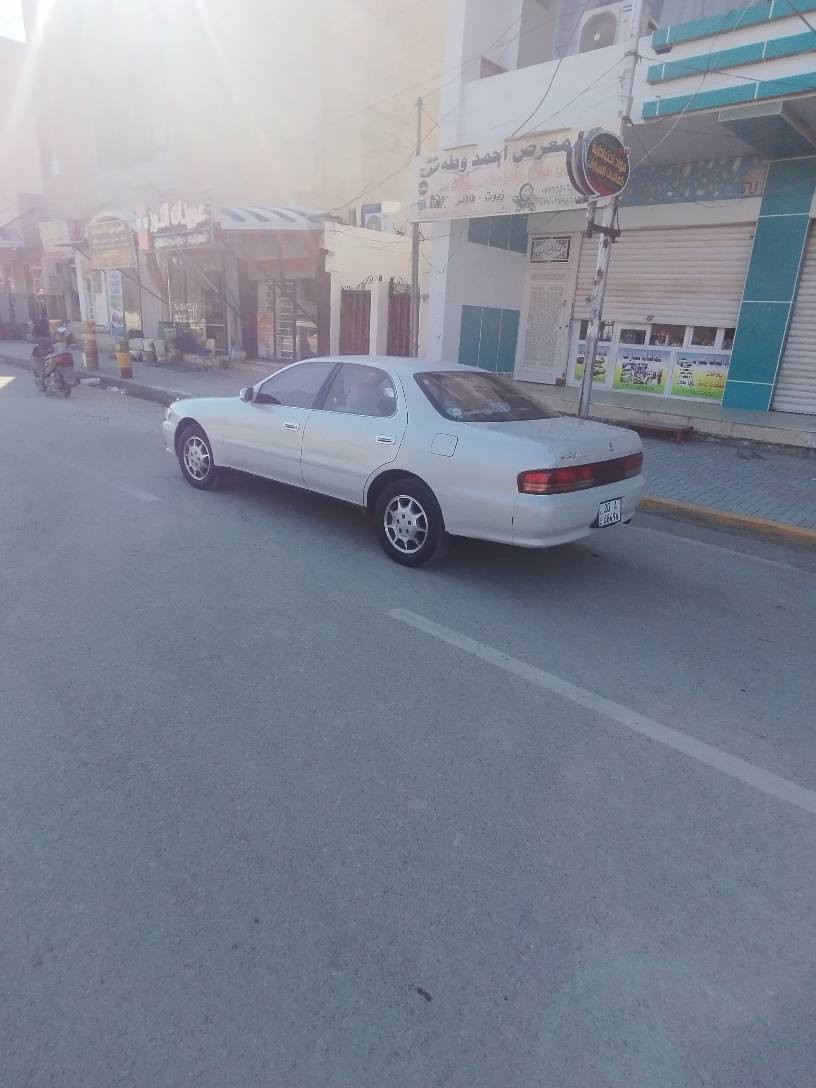 كرسته البيع موديل ٩٣السياره مكفوله من الصبغ والضربه شرط مكينه ونجي السياره رقم جديد سنويه جديده الاستفسار على هاذا الرقم  ***********العنوان ديالى شهربان
