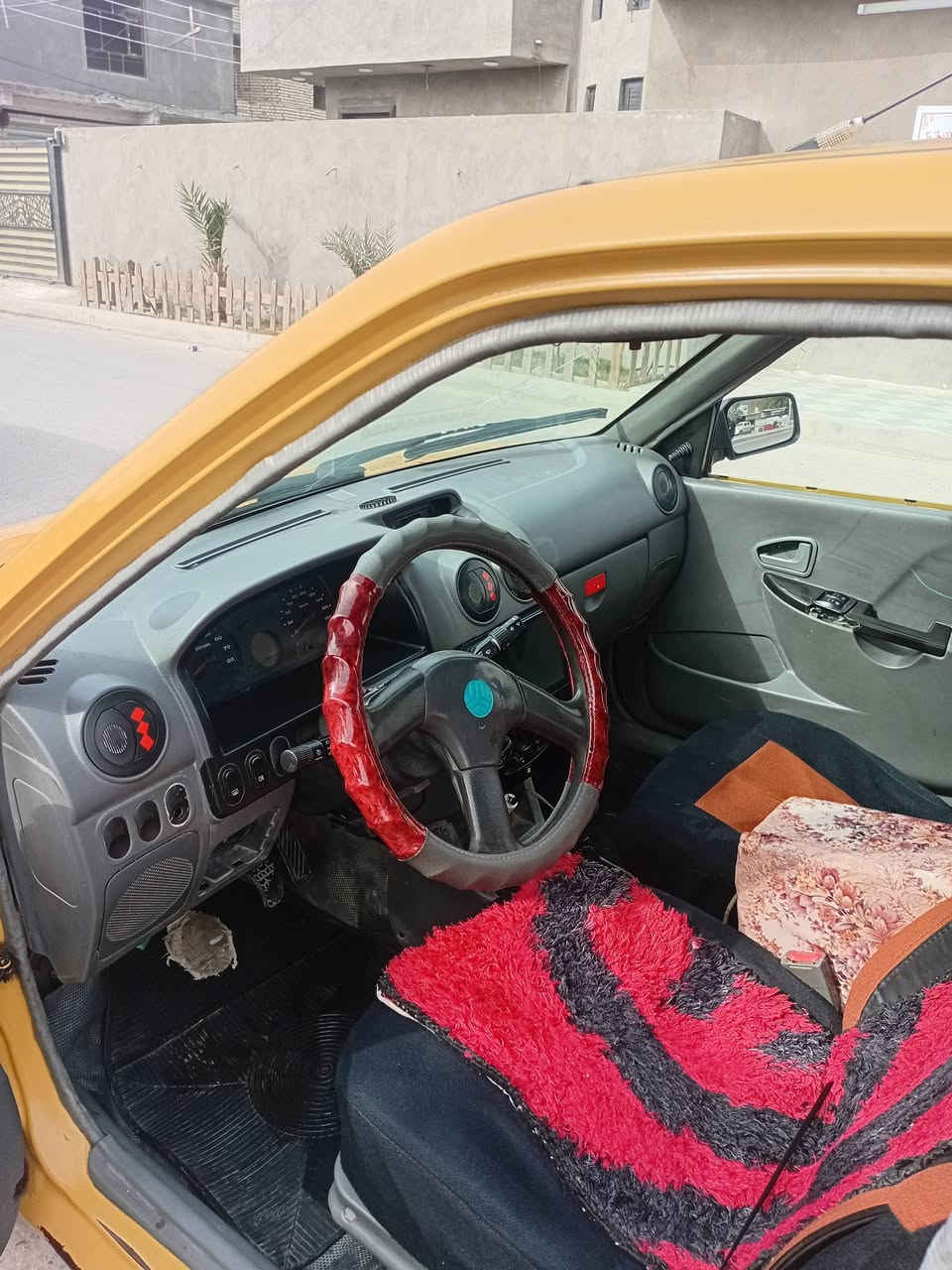 سلام عليكم سايبه للبيع 12رقم بغداد كير ومحرك خير من الله العنوان*********** بغداد جسر دياله القديم السعر 25
