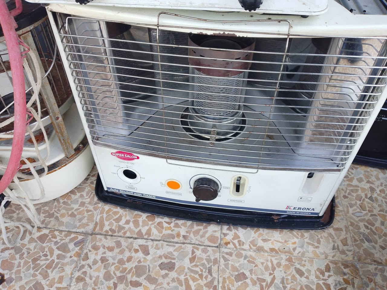 السلام عليكم
غراض للبيع 
للتواصل على الارقام *********** واتساب 
                               ***********
غير متواجد عالفيس
