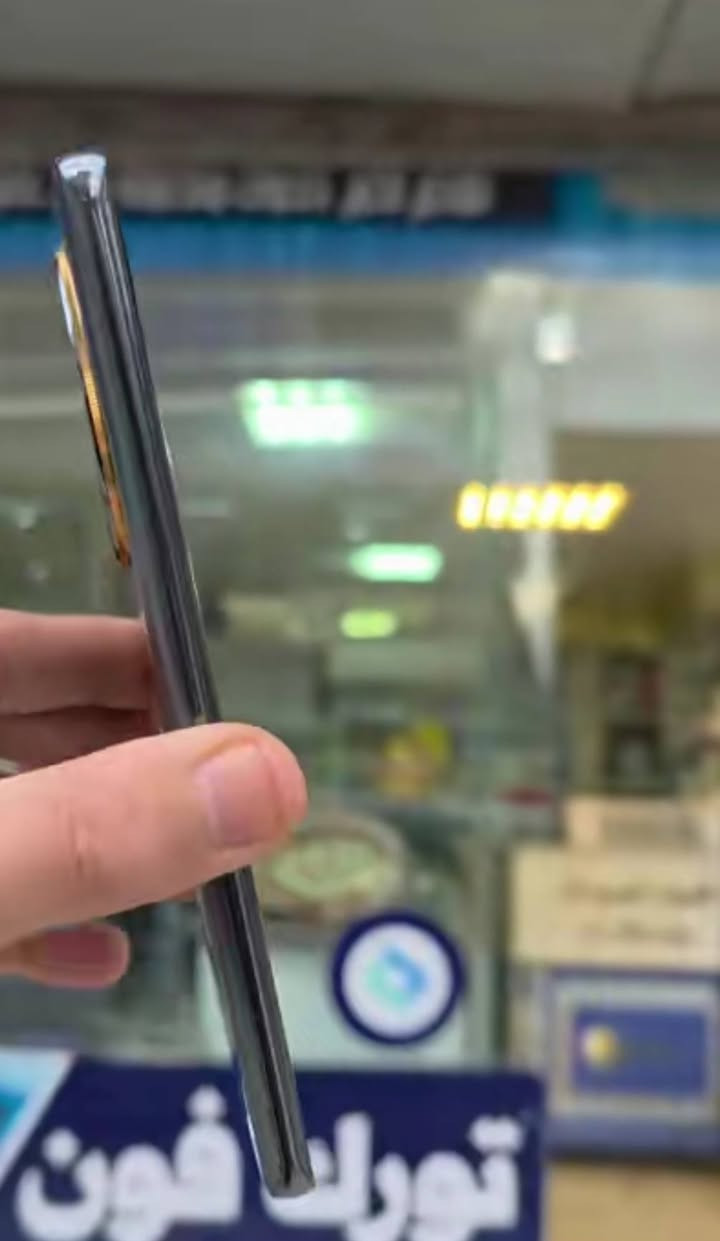 📱 الموبايل نظيف جداً ومكفول من كلشي، ما بي أي شخط
سلام عليكم تلفون هونر x9c مراوس 
📦 وياه الكارتون والشاحن الأصلي
💾 الذاكرة: 256
💰 السعر: مابيعه مراوس فقط راس براس 
شعندك ايباد 90فريم فما فوق التعاليق مفتوحه


**إذا كنت صاحب هذا الإعلان وتريد حذفه لأي سبب، رجاءا أرسل رسالة إلى الدعم الفني**