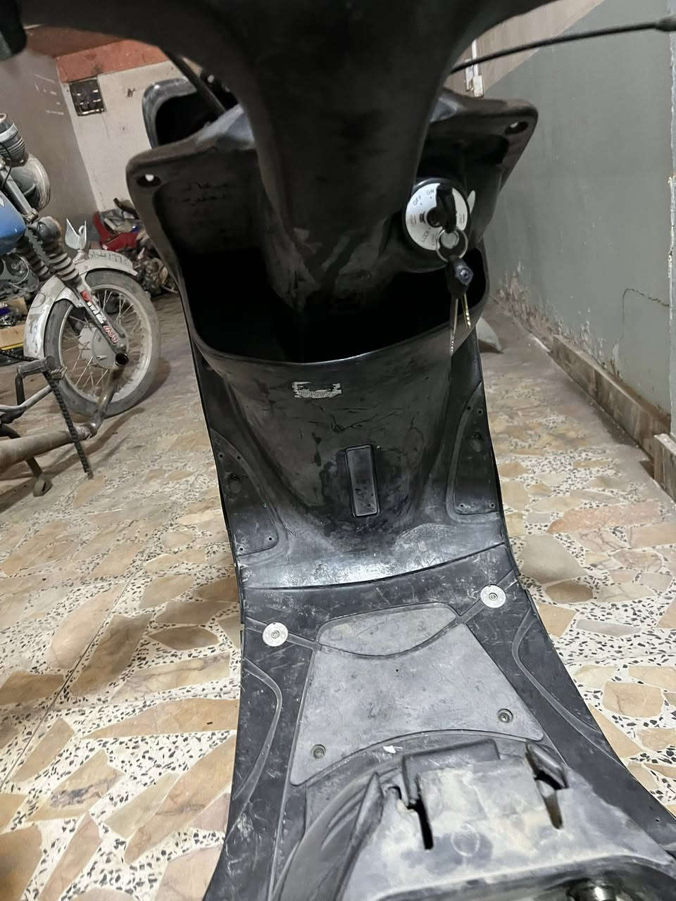 شاصي للبيع
مكاني حلة كفل ***********
